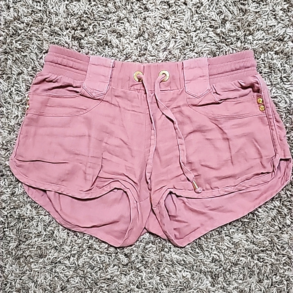 Lovetree Rose softshorts